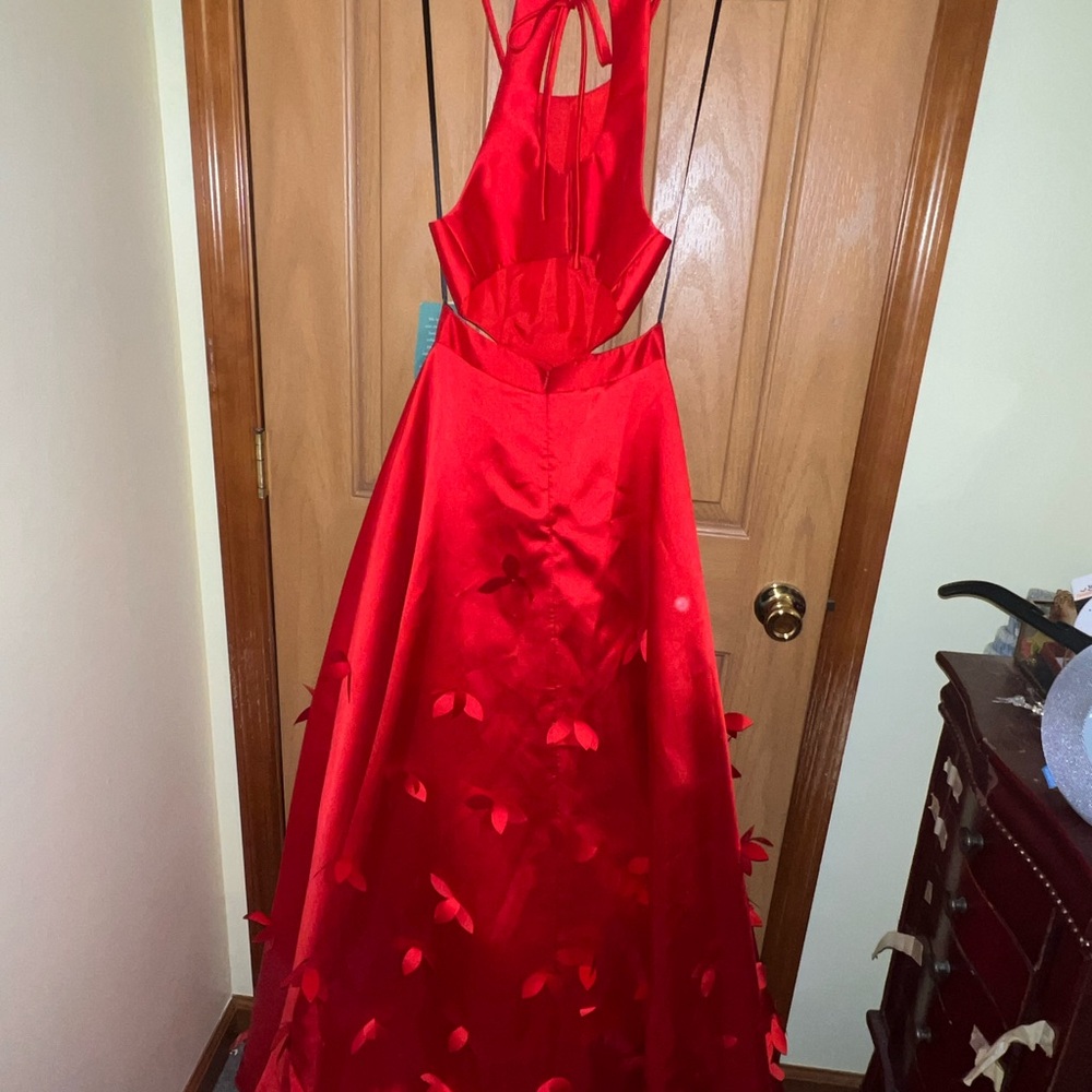 NWT B. Smart Red Satin Maxi Dress Size 0 - Picture 12 of 15